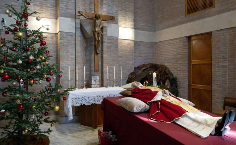 bento xvi 2