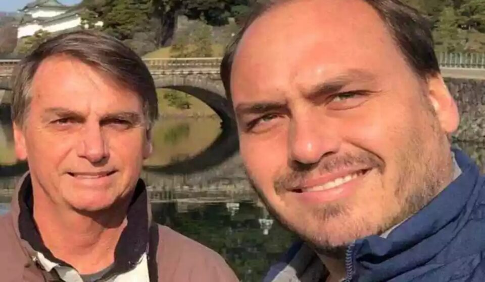 bolsonaro e carlos bolsonaro