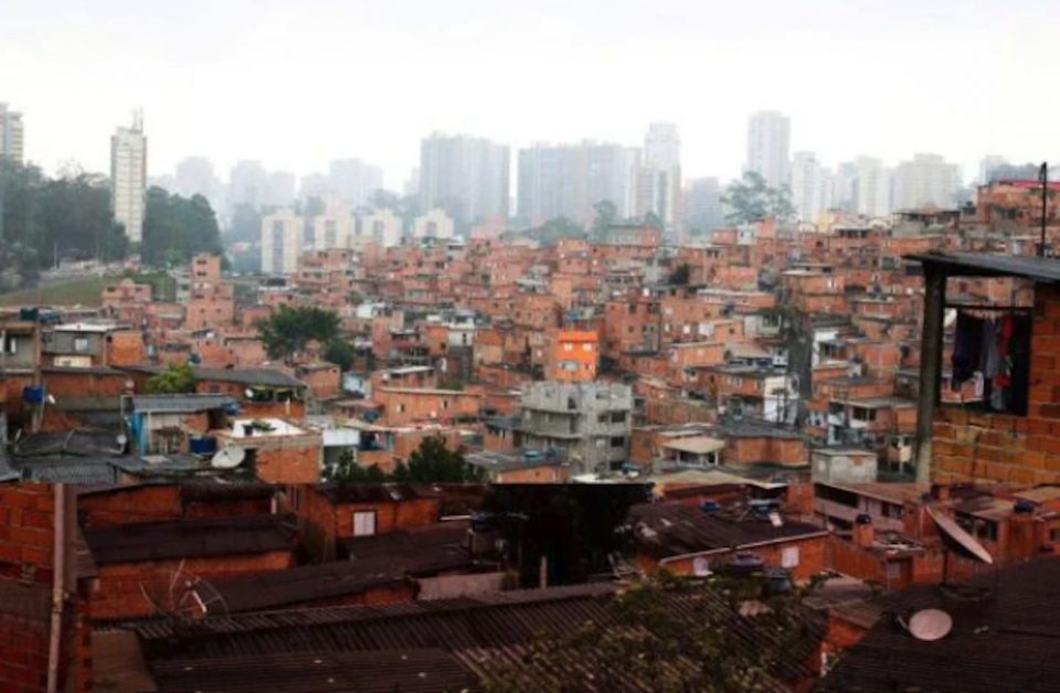 Dois em cada 10 moradores de favelas preferem nem saber se têm câncer
