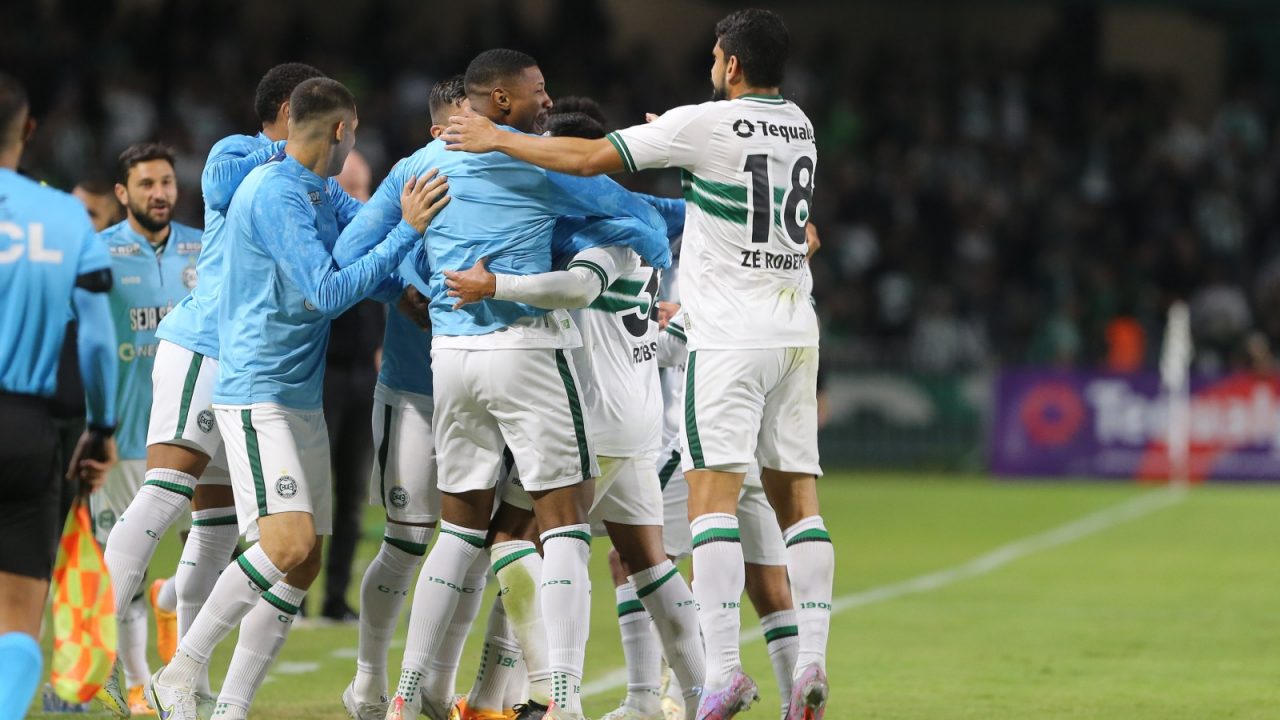 Coritiba terá sequêccia difícil em junho.