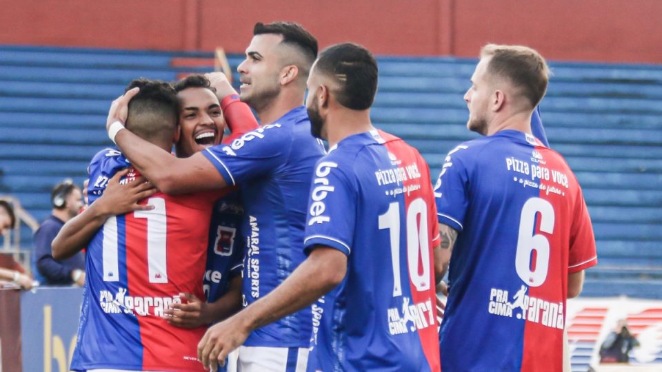Paraná Clube.