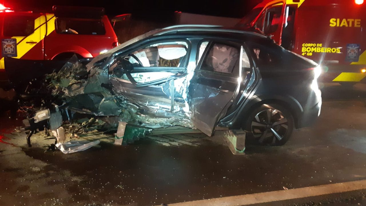 Acidente com quatro veículos deixa um morto e seis feridos