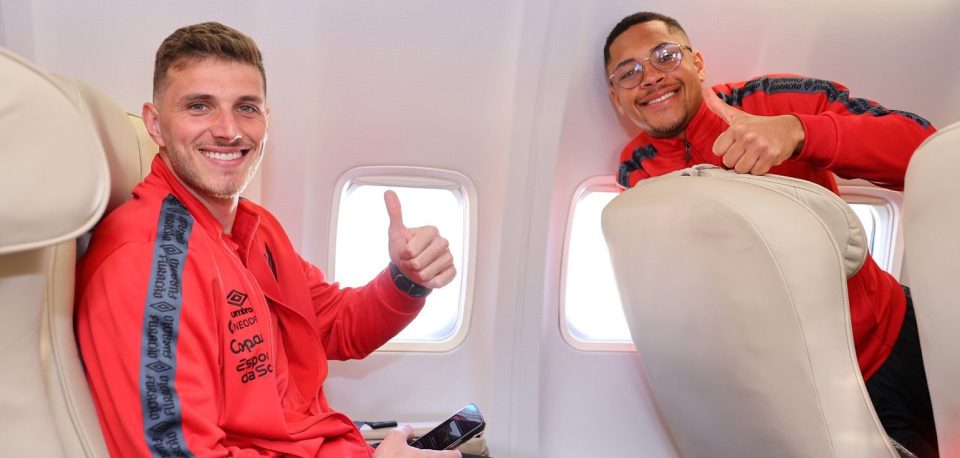 Bento e Vitor Roque, do Athletico.