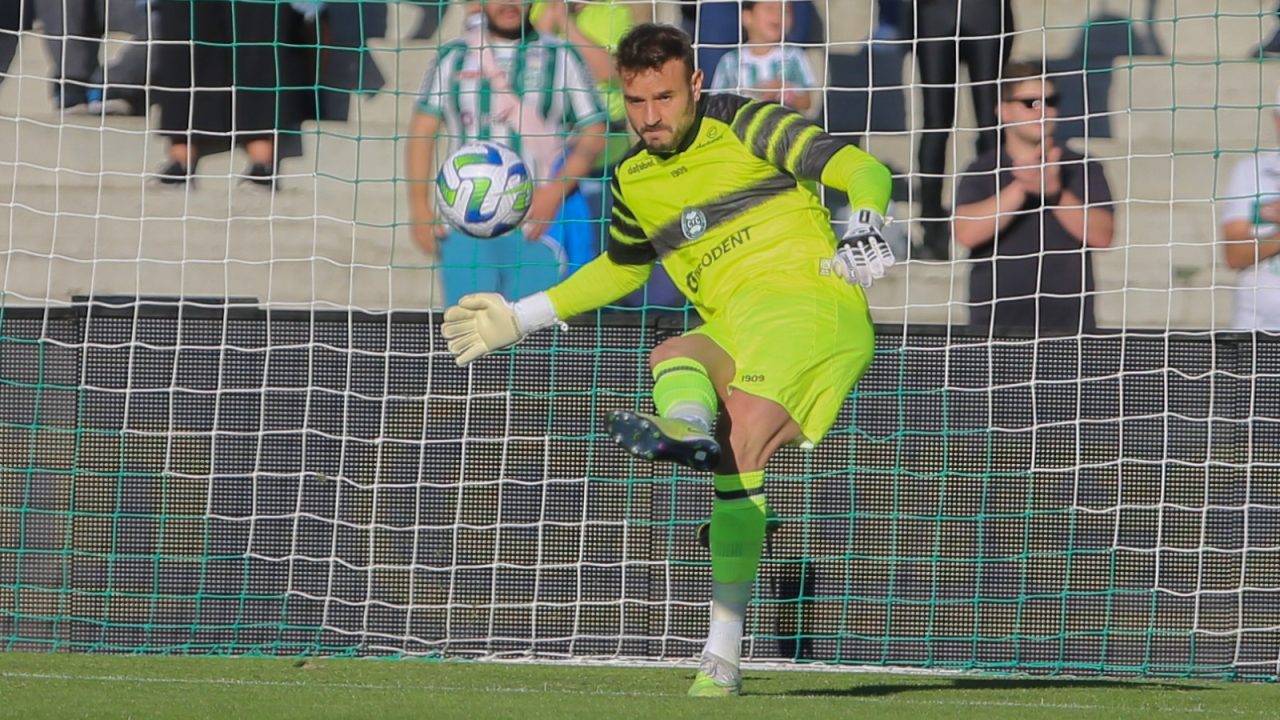 Gabriel Vasconcellos, goleiro do Coritiba.