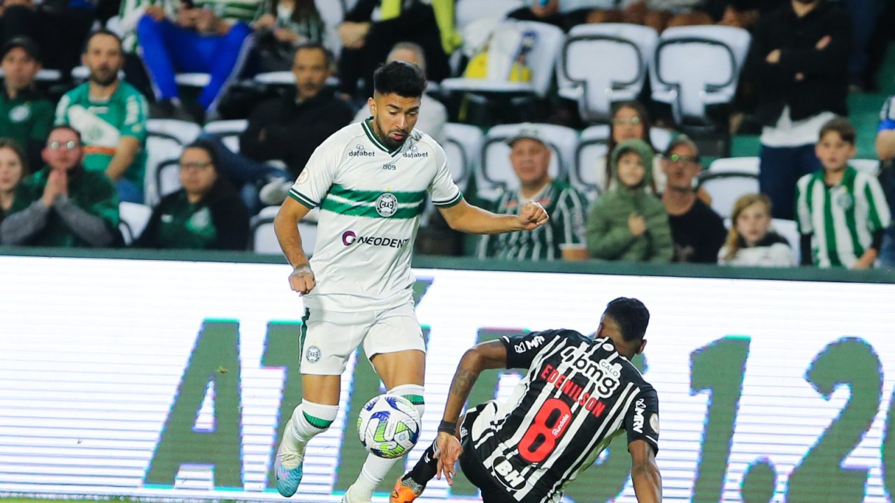Marcelino Moreno agora pertence ao Coritiba.