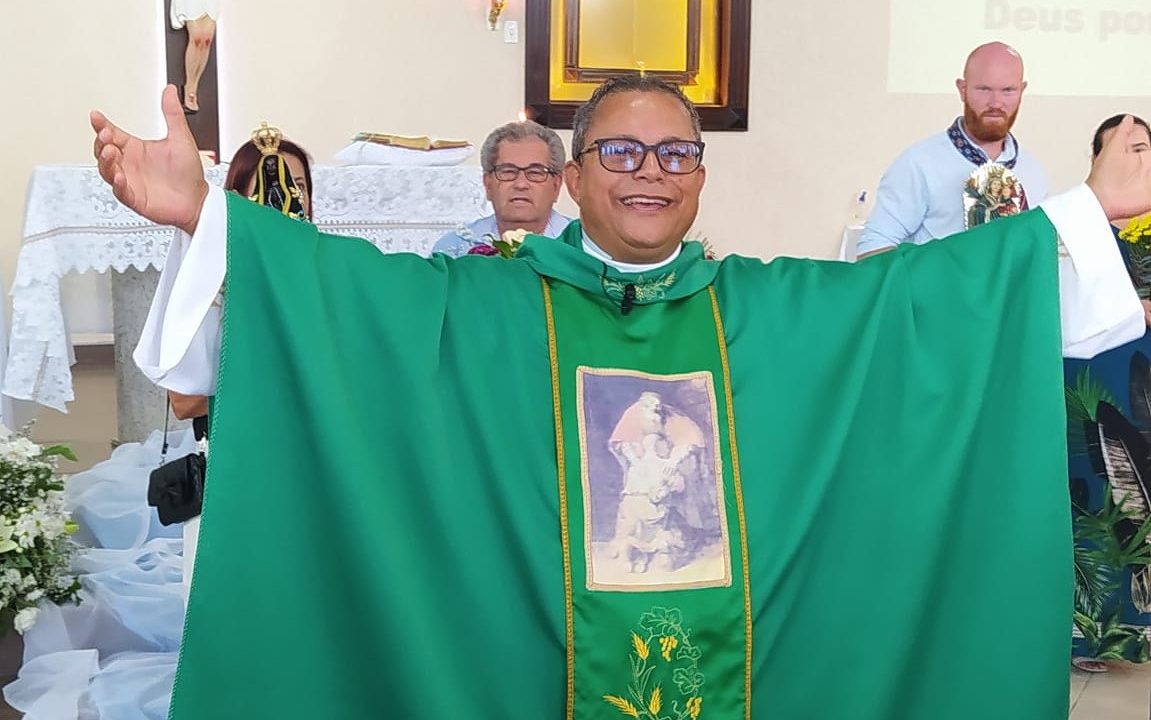 Padre de Campo Magro morre repentinamente na véspera de celebrar 62 anos