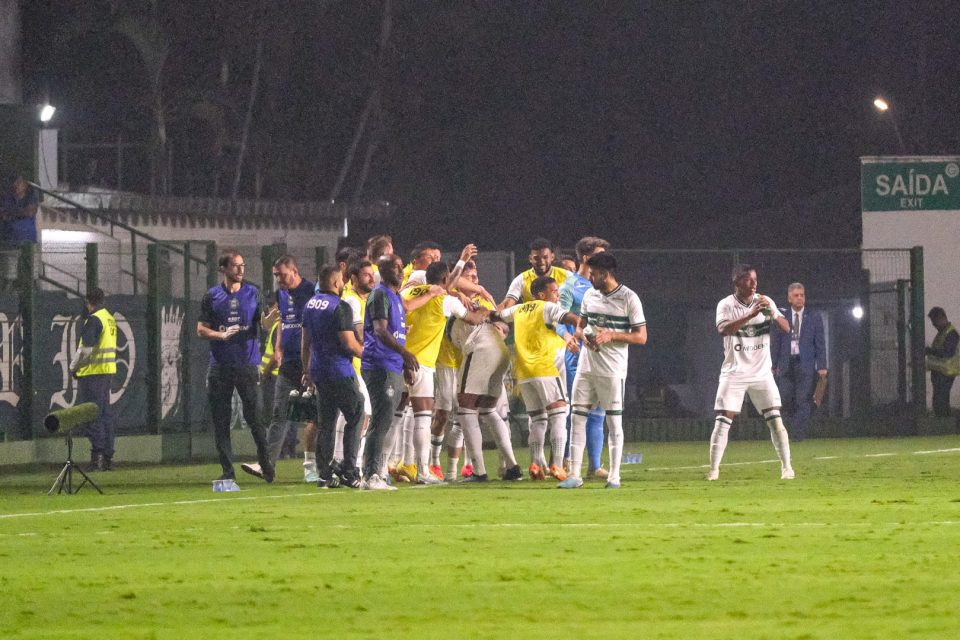 Jogadores do Coritiba.