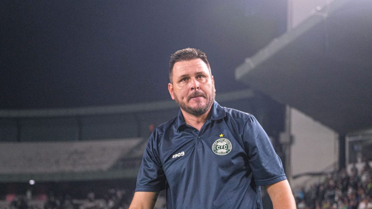 Thiago Kosloski, técnico do Coritiba.