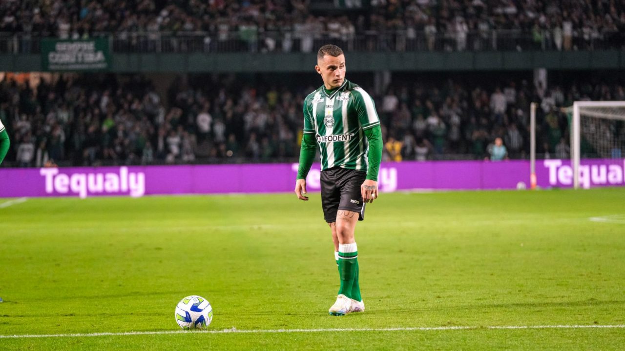 Bruno Gomes em ação pelo Coritiba