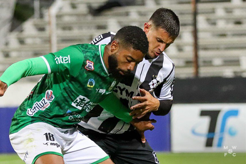 Diogo Oliveira vai por empréstimo ao Coritiba.