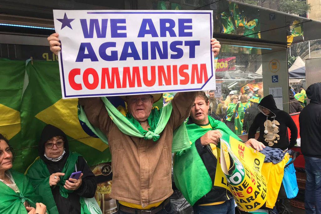 Mais da metade do eleitorado acha que Brasil corre risco de virar comunista, diz Datafolha
