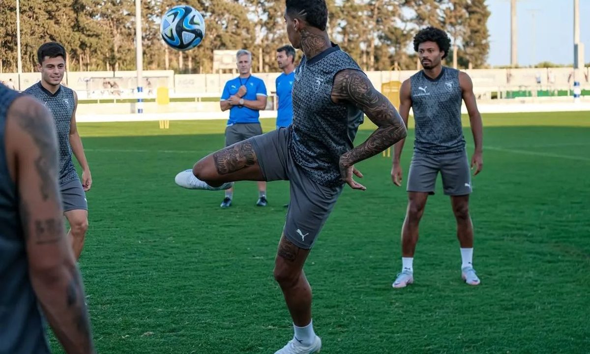 Alef Manga, ex-Coritiba.