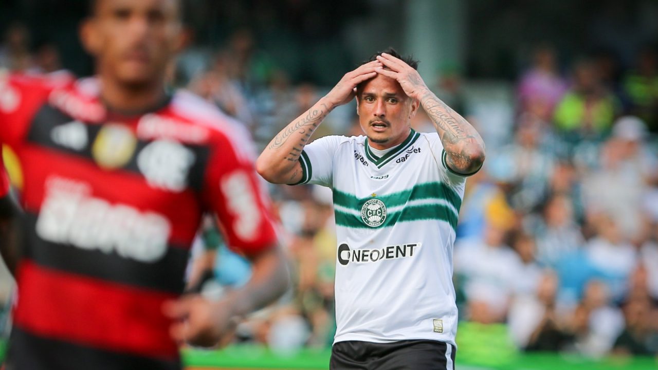 Edu lamenta chance perdida em Coritiba x Flamengo