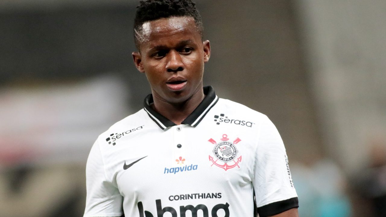 Cazares foi sondado pelo Coritiba.
