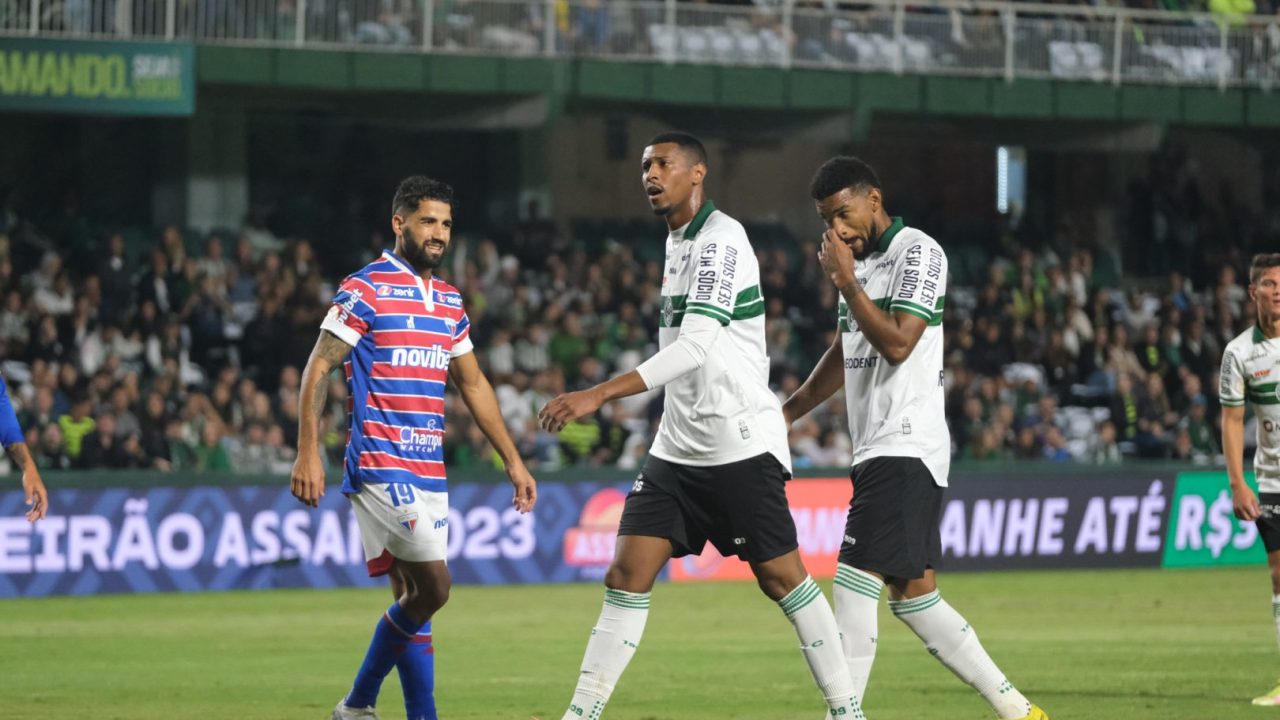 Zagueiro Vilar pelo Coritiba