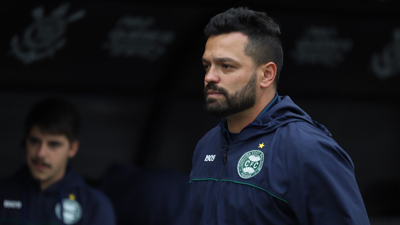 Willians Alves, auxiliar do Coritiba.