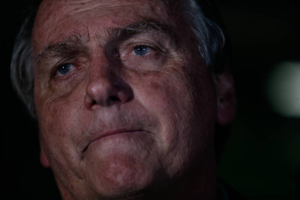 Bolsonaro pediu a aliados repasse 'máximo' de fake news sobre fraude do TSE, mostra decisão do STF