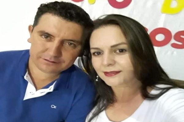 Casal morre na PR-158 após batida frontal entre automóveis e duas crianças ficam feridas