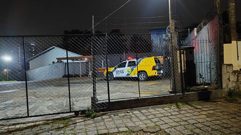 encontrado morto em estacionamento