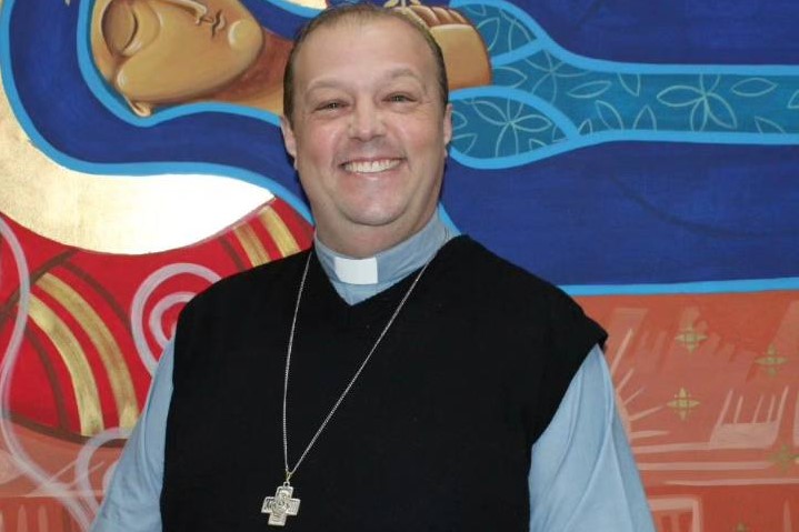 Padre sofre grave acidente na PR-323, é entubado e levado às pressas à Santa Casa de Maringá