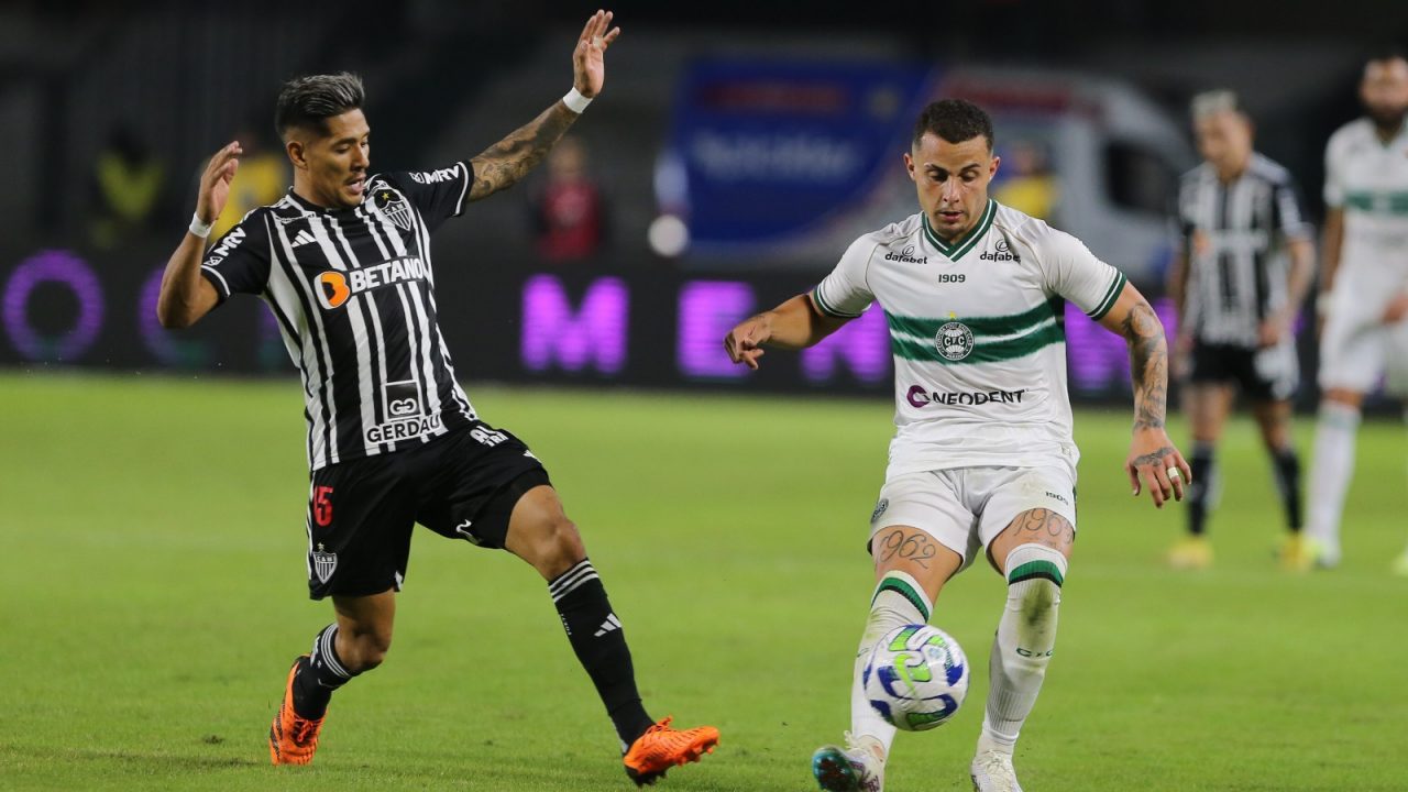 O Coritiba enfrenta o Galo no dia 8 de outubro.