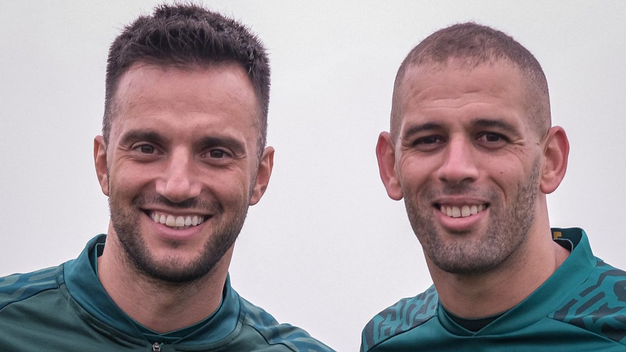 Samaris e Slimani, do Coritiba.