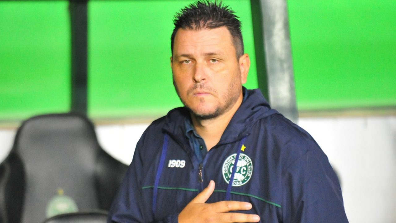 Thiago Kosloski, técnico do Coritiba.