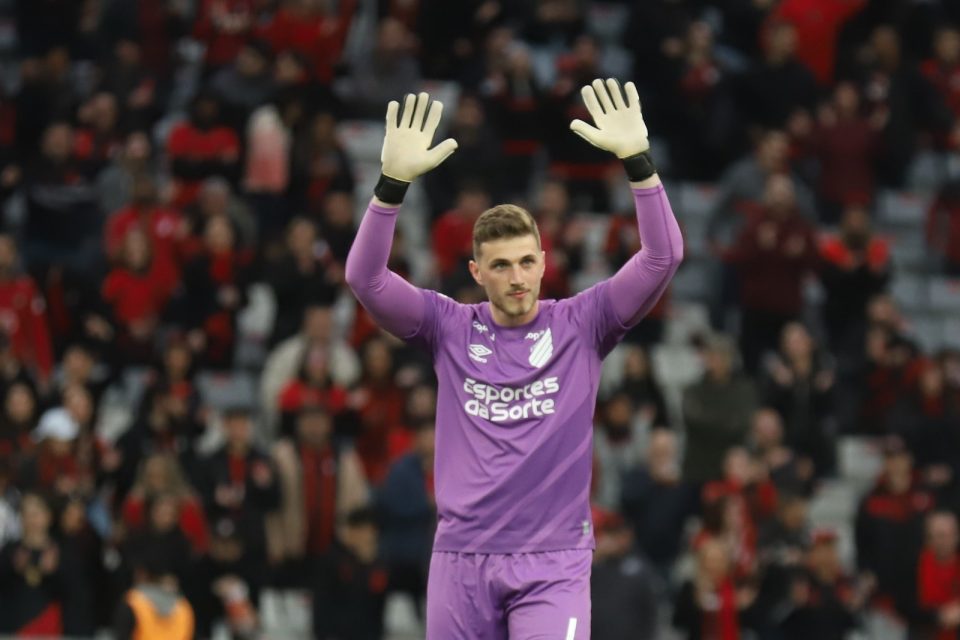 Bento, goleiro do Athletico