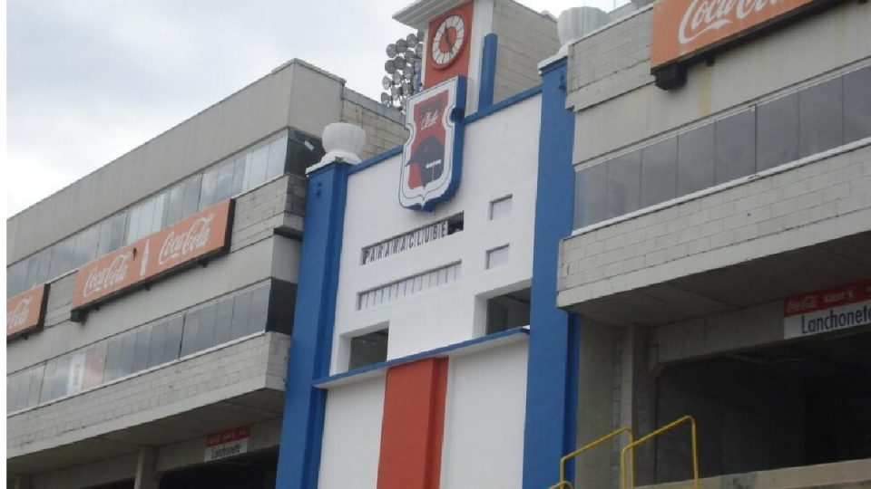 Vila Capanema, estádio do Paraná Clube que pode ser usado pelo Coritiba