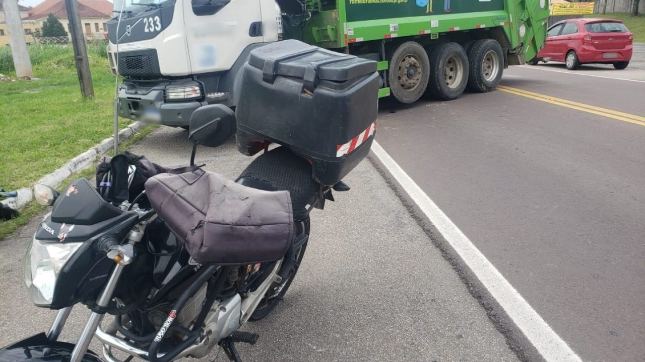 acidente-caminhão-moto