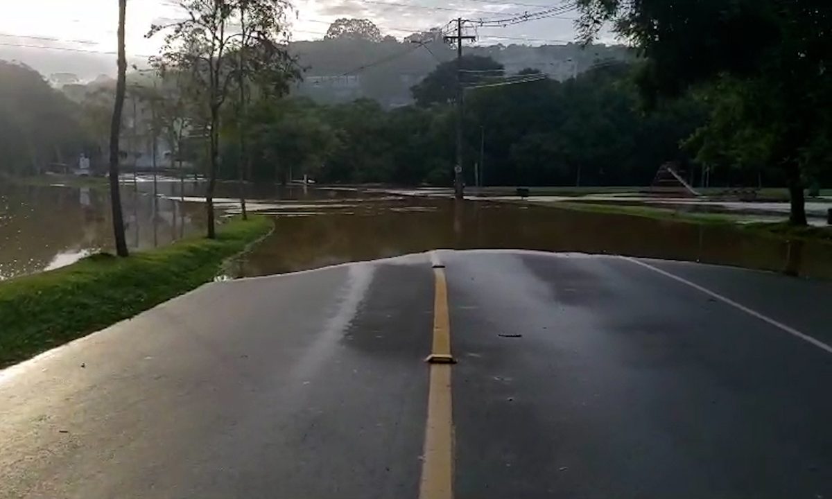 parque-tingui-ponte-alagada-curitiba