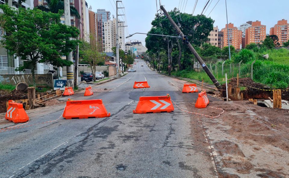 via-rapida-cabral-rua-sao-luiz-interditada-3
