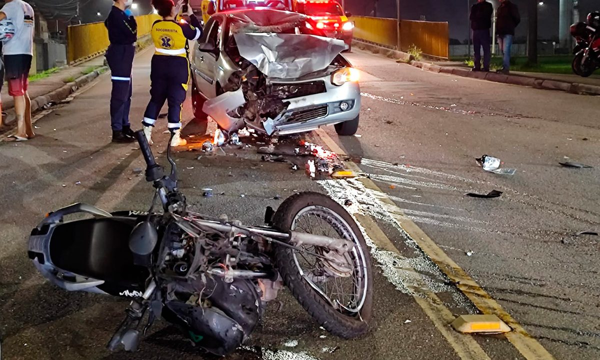 acidente-moto-uberaba-palio-2