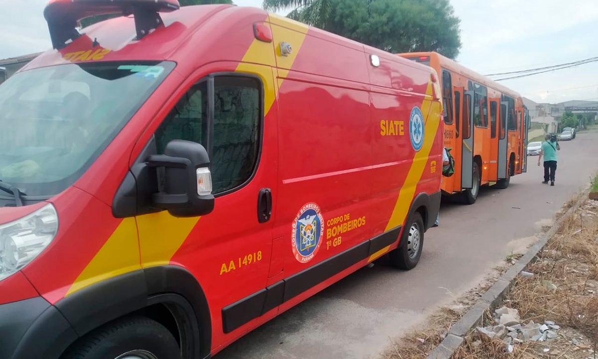 acidente-onibus-idoso-portao-carrinho-reciclavel-1
