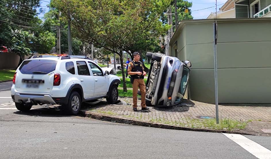 acidente-mercês-cruzamento-1