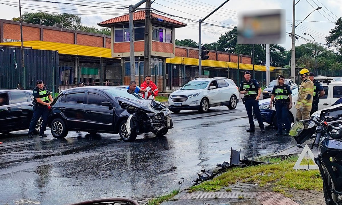 acidente-moto-gol-linha-verde-fanny