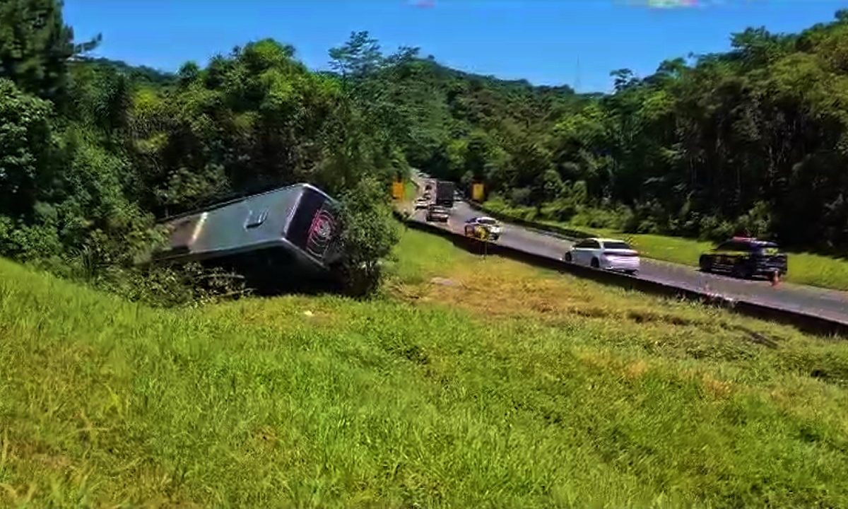 acidente-onibus-tomba-tijucas-do-sul-prf