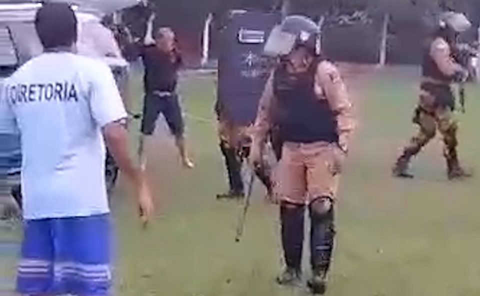 confusao-prefeito-preso-contenda-jogo-2