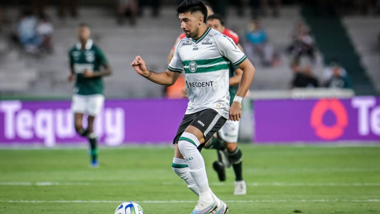 Marcelino Moreno, meia do Coritiba.