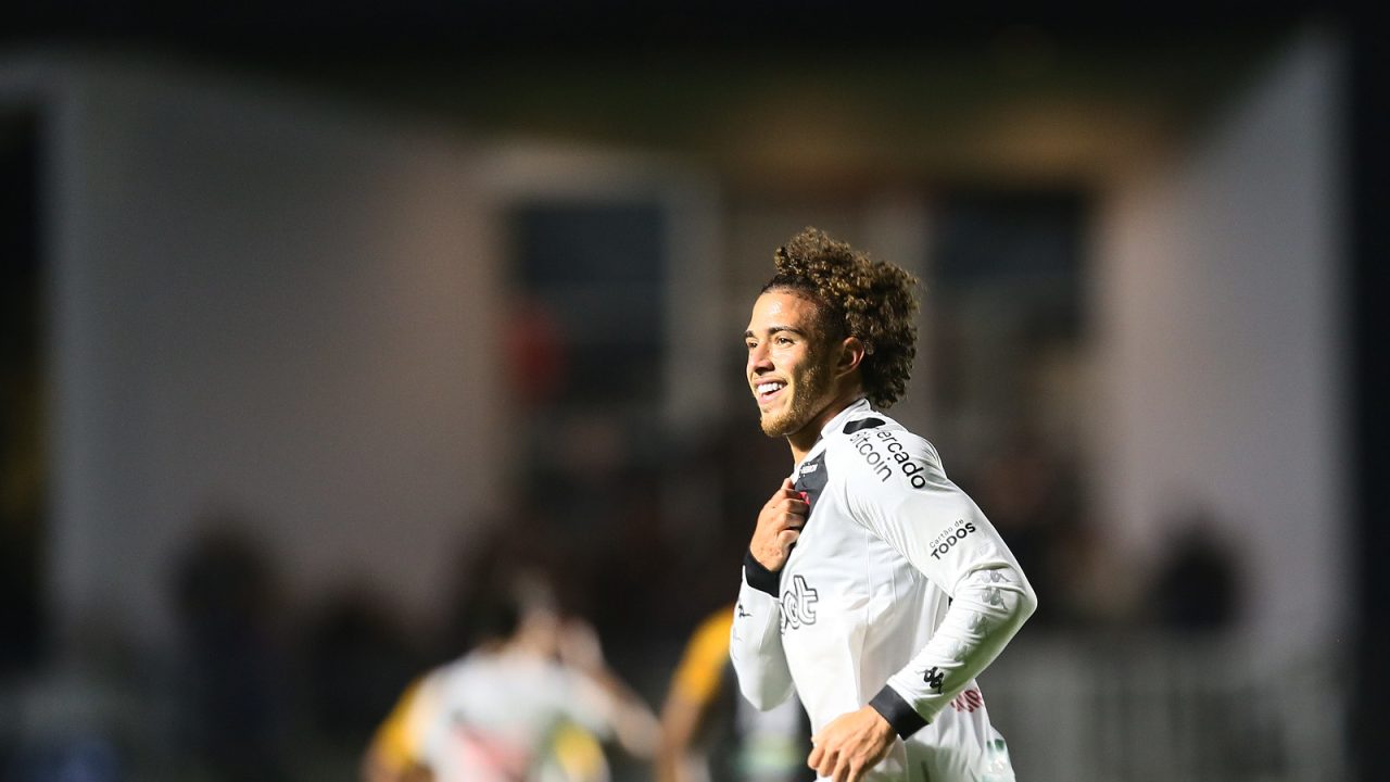 Figueiredo é o novo reforço do Coritiba.