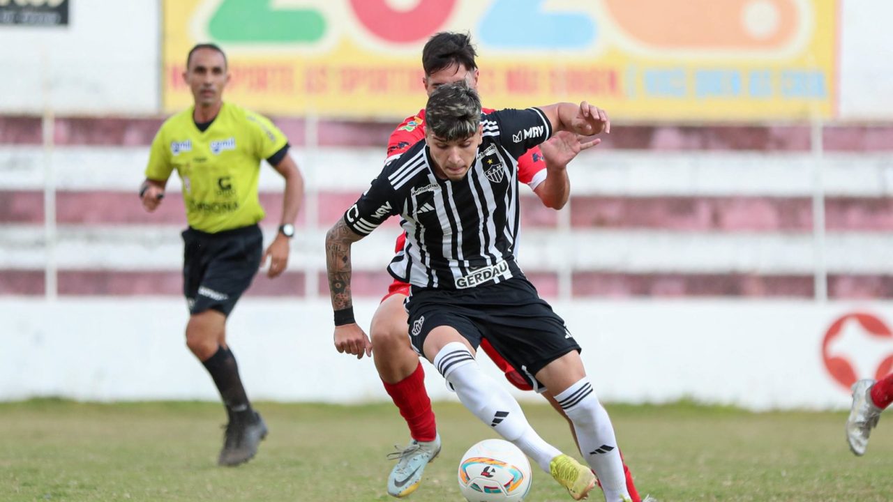 Isaac, reforço do Coriitba, se destacou na base do Atlético-MG