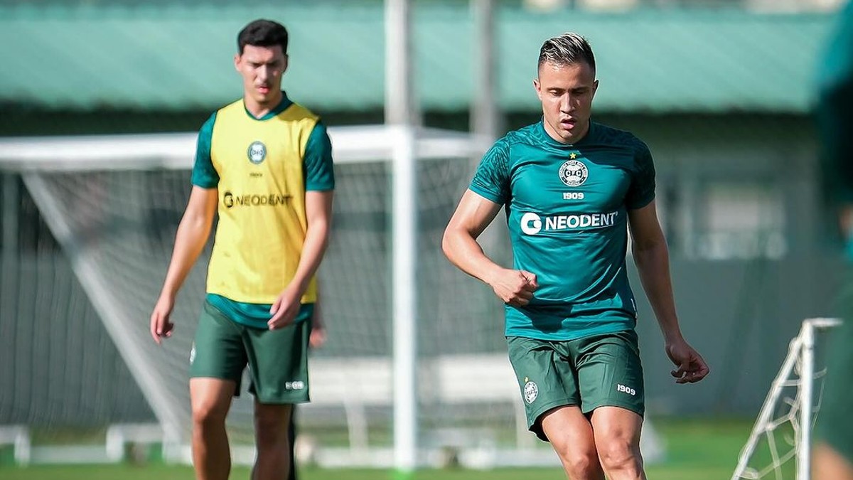Matheus Frizzo em treino do Coritiba