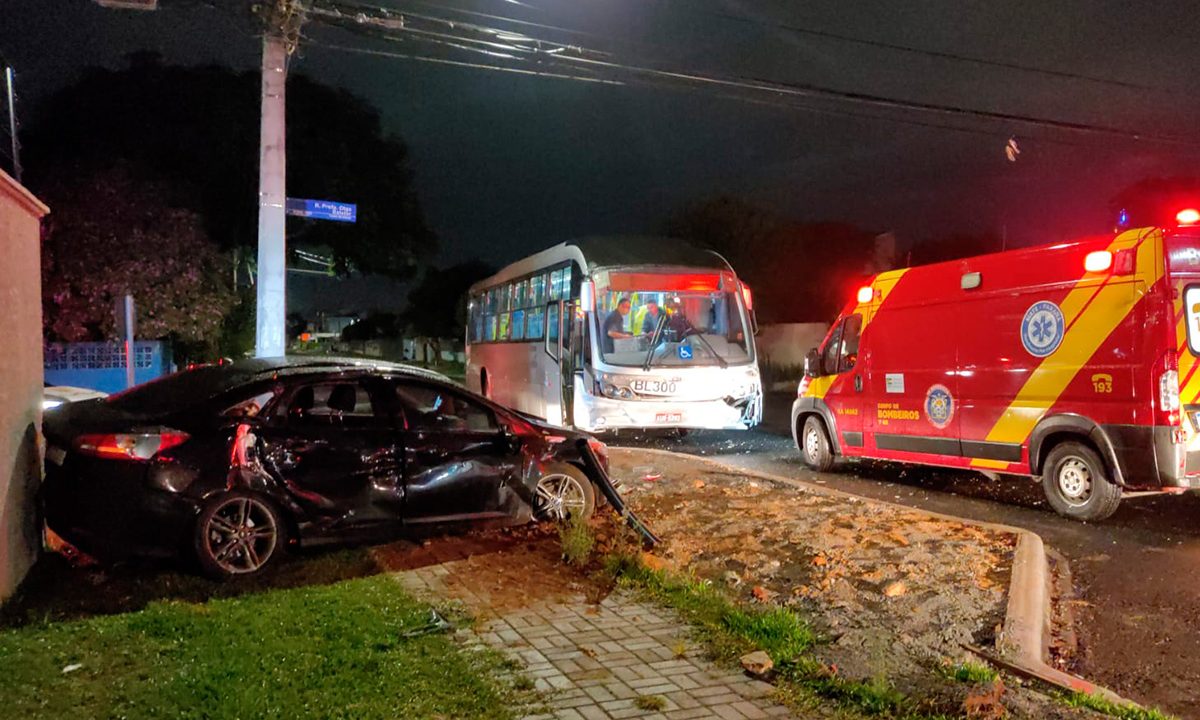 acidente-onibus-inter-2-capao-da-imbuia-1