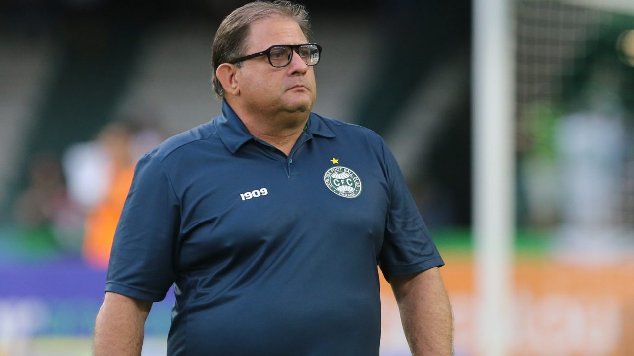 Guto Ferreira, técnico do Coritiba