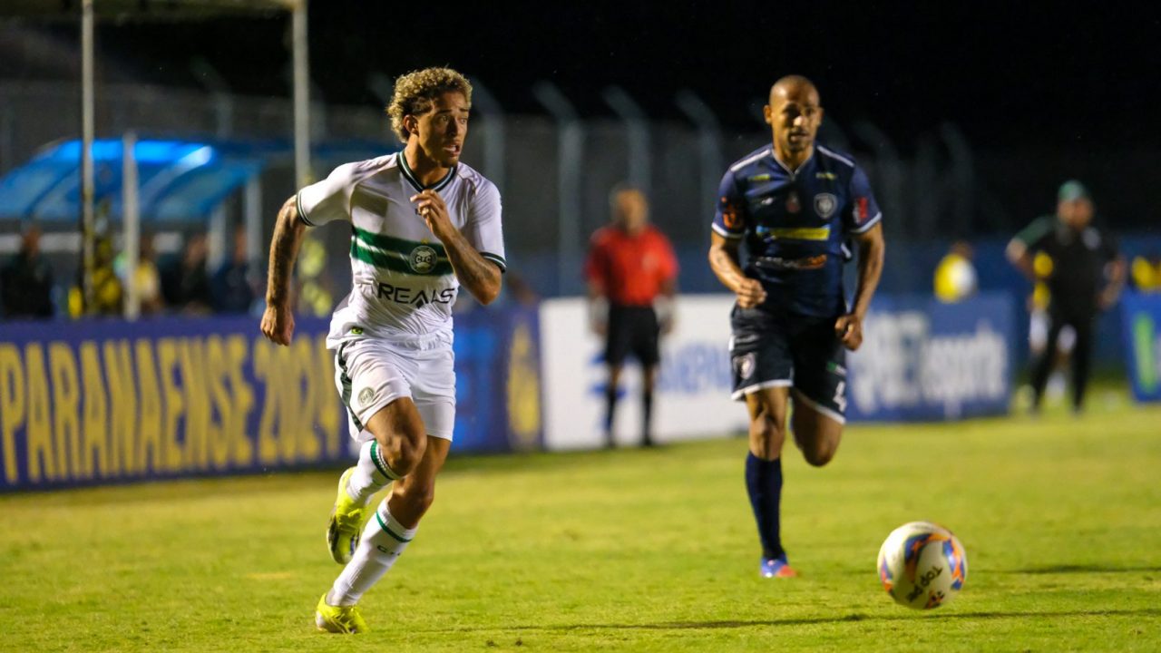 Lance de Cianorte x Coritiba, pelo Paranaense