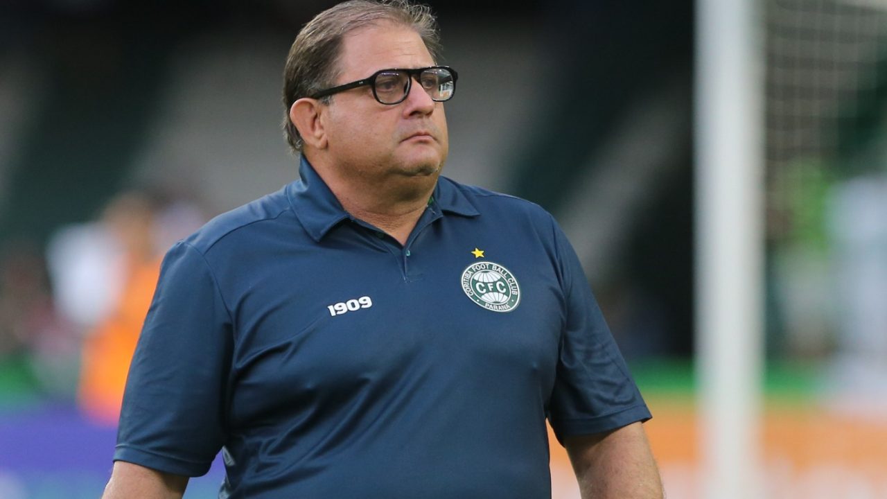 Guto Ferreira, técnico do Coritiba
