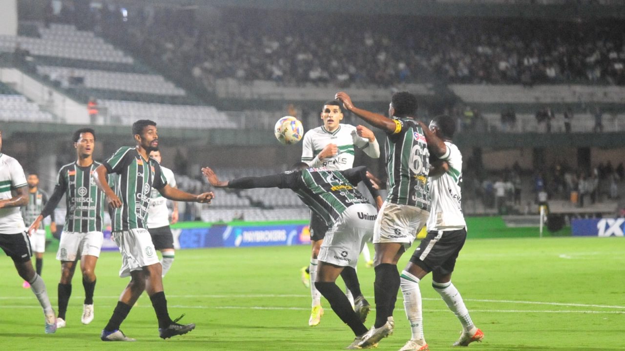 Coritiba x Maringá.