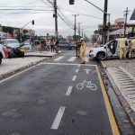 criança-ejetada-de-carro-após-acidente-viatura-PM