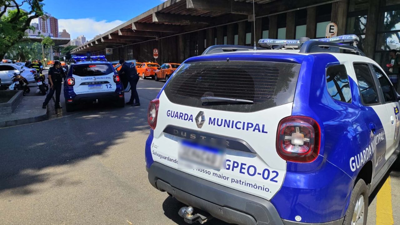 jovem baleado rodoviária Curitiba