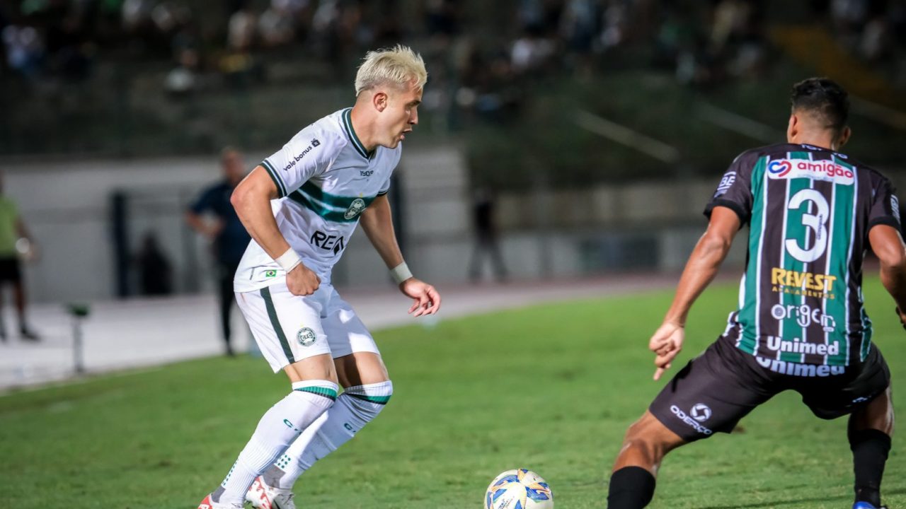 Maringá x Coritiba.